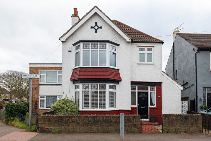 3 Bedroom Detached House For Sale In High Street, Southend-on-sea, SS3