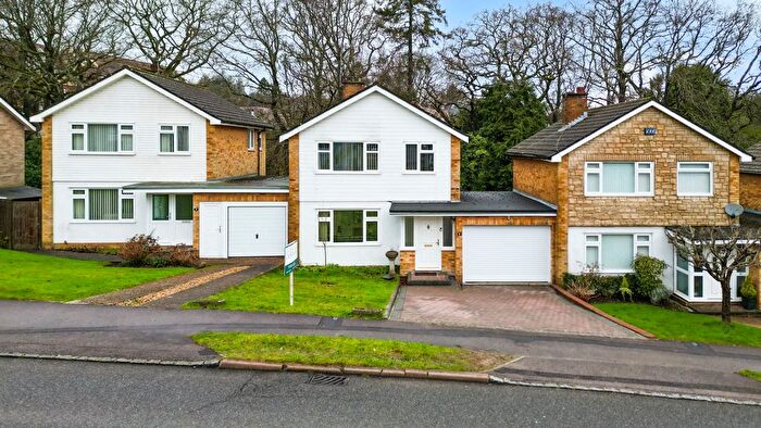 3 Bedroom Detached House For Sale In Millbrook Road, Crowborough, TN6