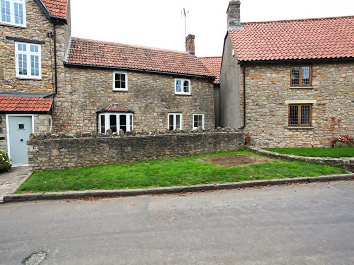 3 Bedroom Property To Rent In Lower Court Road, Almondsbury, Bristol, BS32