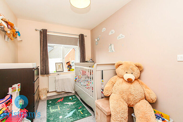 3 Bedroom Town House For Sale In New Lawn Road, Ilkeston, DE7