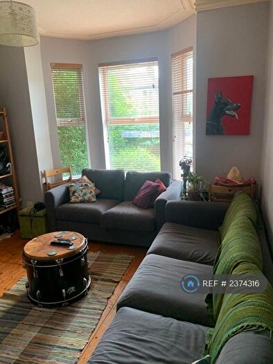 4 Bedroom Semi-Detached House To Rent In Ashford Road, Manchester, M20