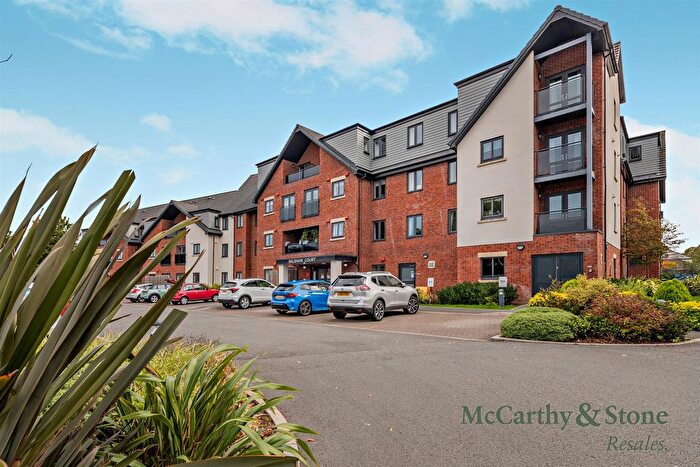 1 Bedroom Flat For Sale In Burlington Gardens, Leyland, PR25
