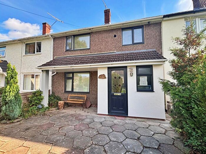 3 Bedroom Terraced House For Sale In Round Avenue, Long Lawford, CV23