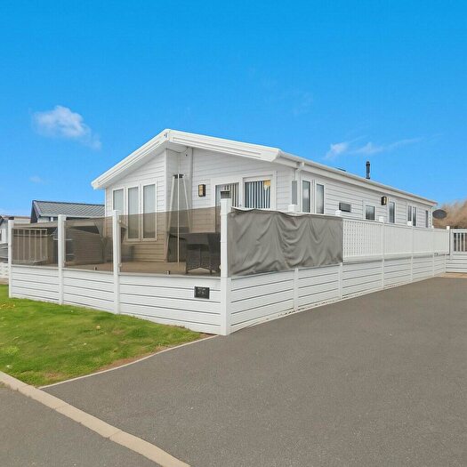 2 Bedroom Lodge For Sale In Coopers Beach Caravan Park, CO5