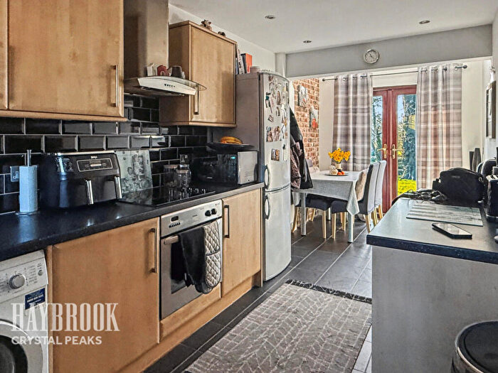 2 Bedroom Terraced House For Sale In Columbell Way, Matlock, DE4