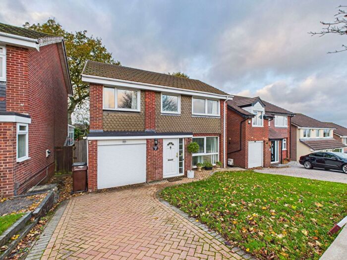 5 Bedroom Detached House For Sale In Longmead Road, Paignton, TQ3