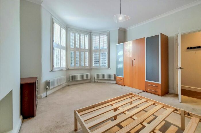 1 Bedroom Flat To Rent In Sandrock Road, London, SE13