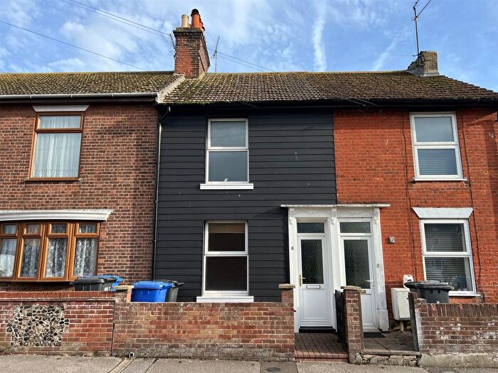 3 Bedroom Terraced House For Sale In Arnold Street, Lowestoft, NR32
