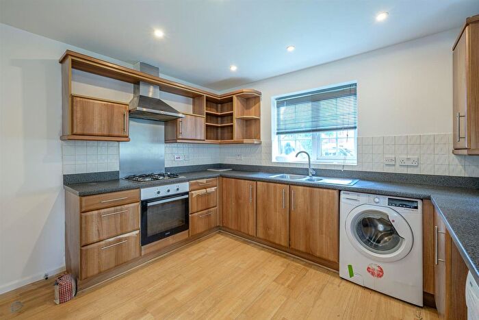 4 Bedroom End Of Terrace House For Sale In Columbus Ave, Brierley Hill, DY5