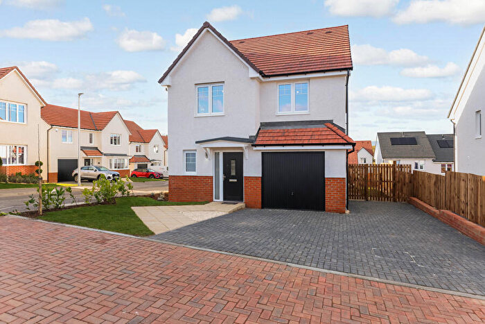 4 Bedroom Detached House For Sale In East Kilbride, South Lanarkshire, G75
