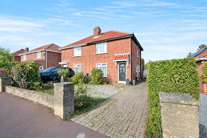 3 Bedroom Semi Detached House For Sale In Sprowston, NR7