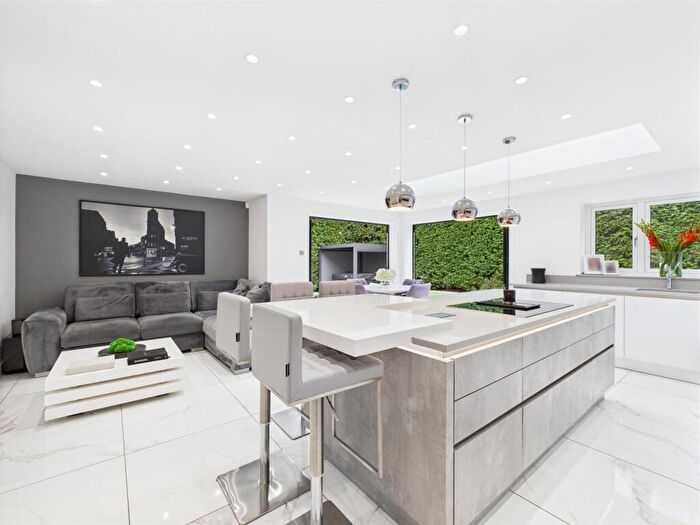 5 Bedroom Detached House For Sale In Gallows Hill, Kinver, Stourbridge, DY7