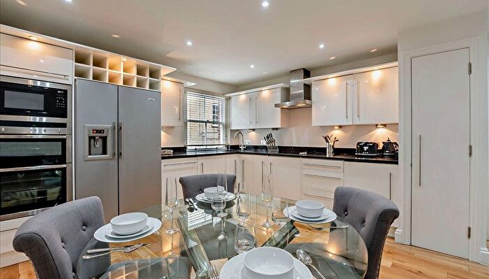 1 Bedroom Flat To Rent In Grosvenor Hill, Mayfair, W1K