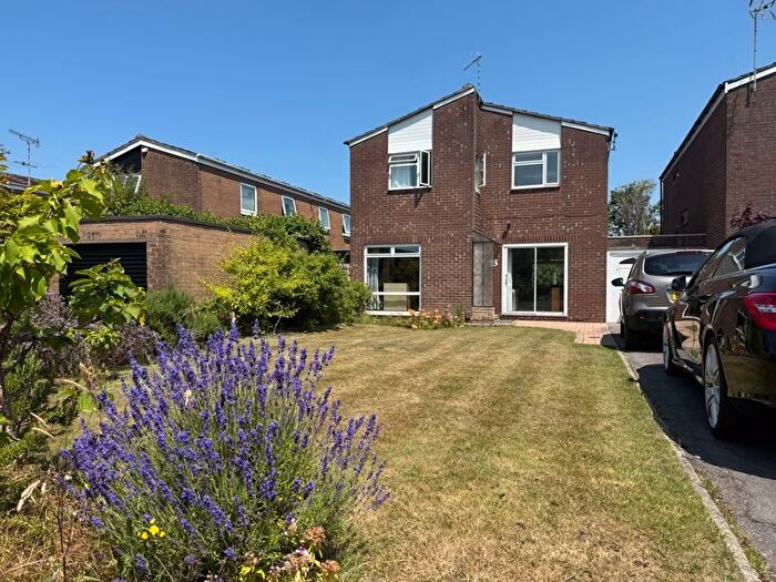 4 Bedroom Property For Sale In Thornbury, Nr Bristol, BS35