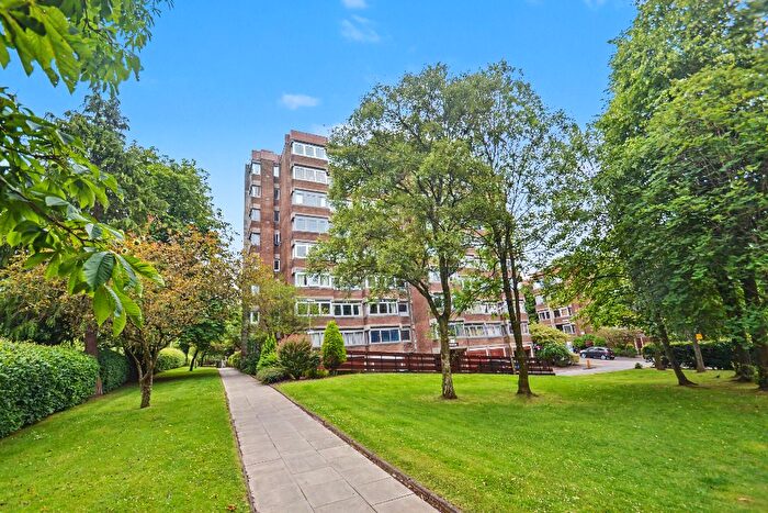 Studio For Sale In Flat, Tantallon Tower, Dirleton Drive, Shawlands, Glasgow, G41