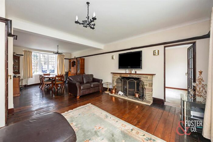4 Bedroom Detached House For Sale In Peacock Lane, Brighton, BN1