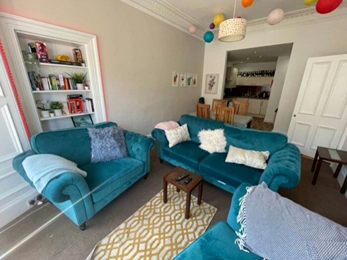 4 Bedroom Detached House To Rent In Marchmont Road, Edinburgh, EH9