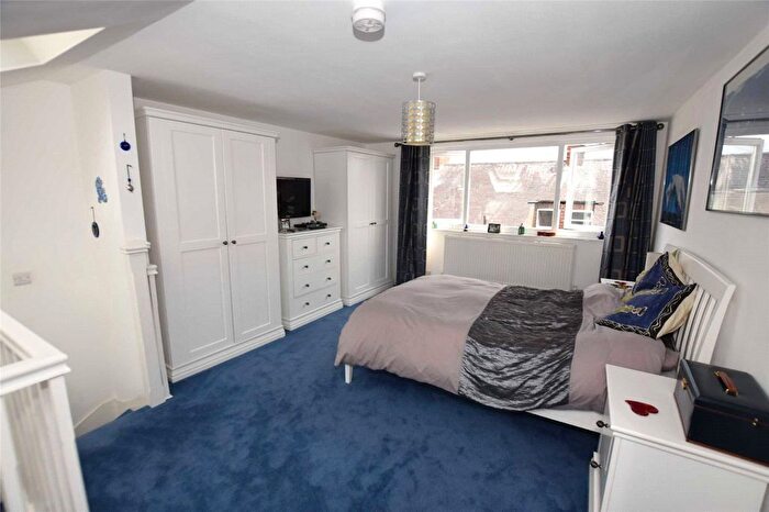 3 Bedroom Terraced House For Sale In Byrom Street, Altrincham, Greater Manchester, WA14