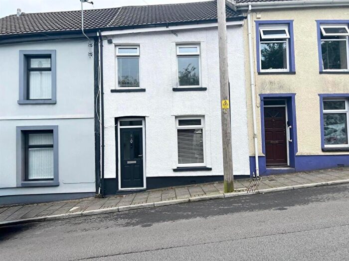 3 Bedroom Terraced House For Sale In Gwladys Street, Penywaun, Aberdare, CF44
