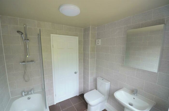 4 Bedroom Terraced House To Rent In Warwards Lane, Selly Oak, B29