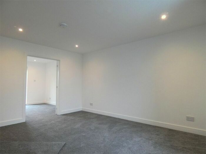 4 Bedroom Terraced House To Rent In Ainsworth Road, Radcliffe, Manchester, M26