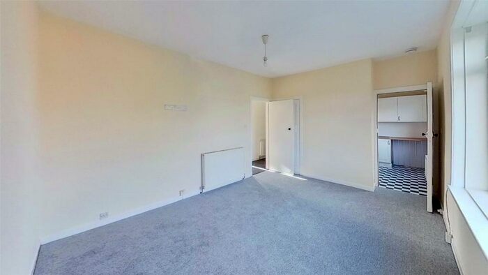2 Bedroom Flat To Rent In Carrickknowe Hill, Edinburgh, EH12
