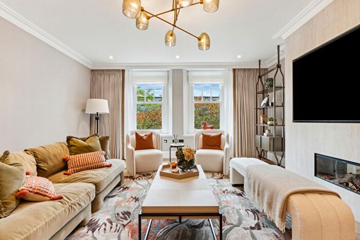 2 Bedroom Flat To Rent In Albert Court, Prince Consort Road, SW7