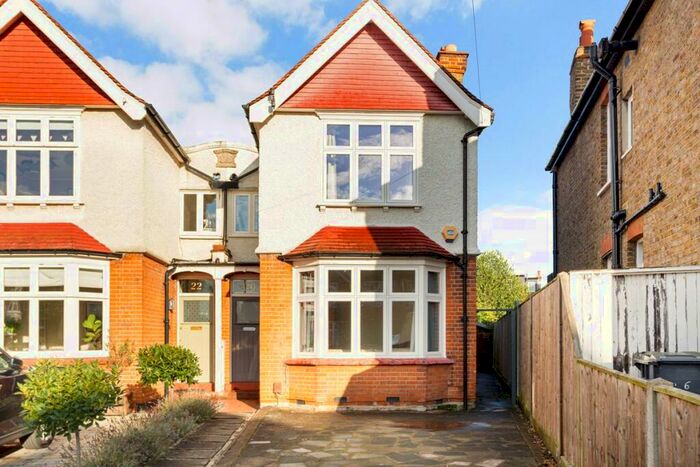 3 Bedroom Semi-Detached House To Rent In Bond Road, Surbiton, KT6