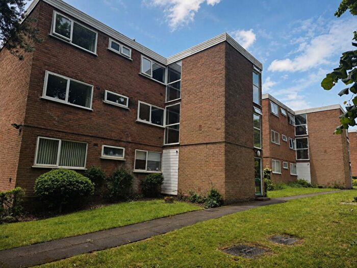 2 Bedroom Flat To Rent In Moorfield Drive, Sutton Coldfield, Sutton Coldfield, B73