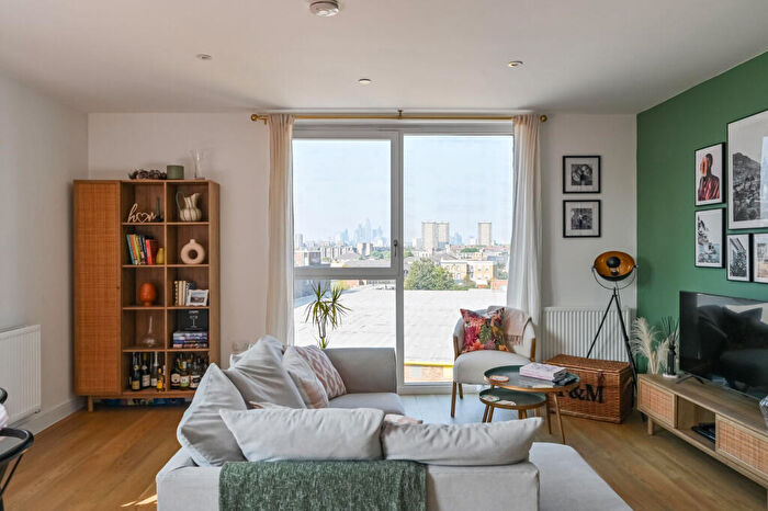 2 Bedroom Flat For Sale In Hart Yard, , Hackney Wick, London, E3