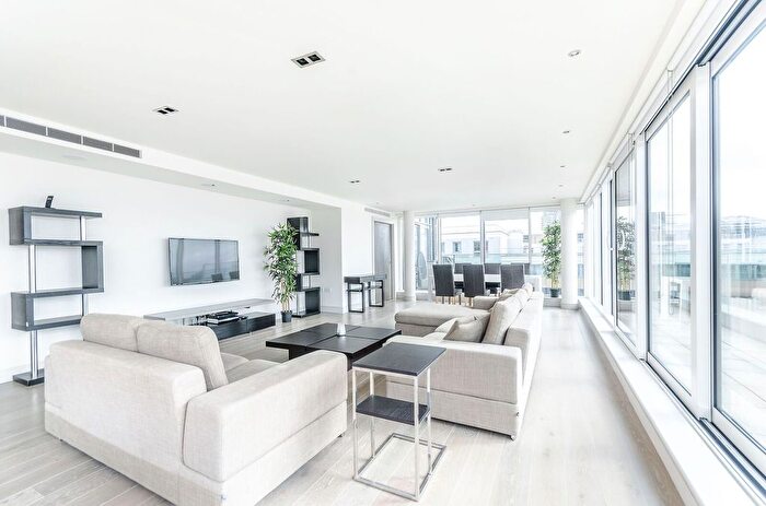 3 Bedroom Flat To Rent In Chelsea Creek, Fulham, London, SW6