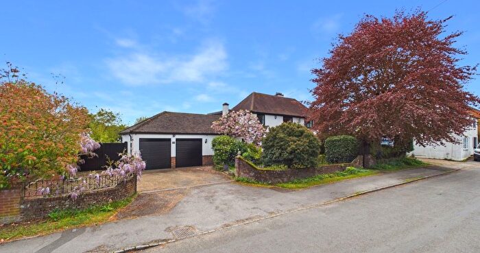 4 Bedroom Detached House For Sale In Treadaway Road, Flackwell Heath, High Wycombe, Buckinghamshire, HP10