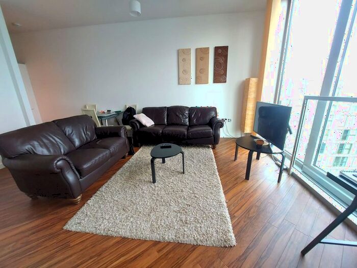 1 Bedroom Flat To Rent In Chelsea House, The Hub, Milton Keynes, MK9