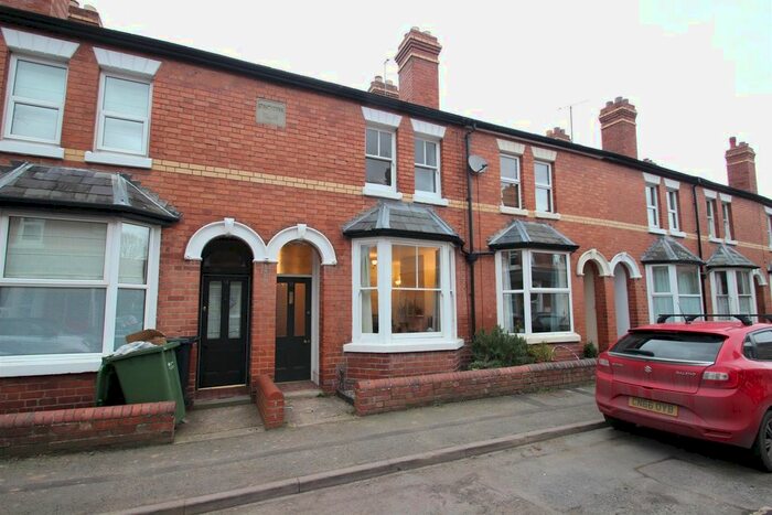 2 Bedroom Property To Rent In Grove Road, Hereford, HR1