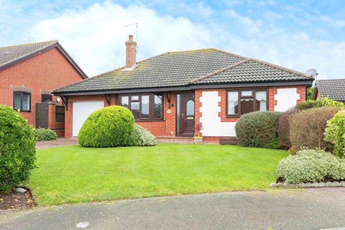 3 Bedroom Detached Bungalow For Sale In Collingwood Drive, Mundesley, Norwich, NR11