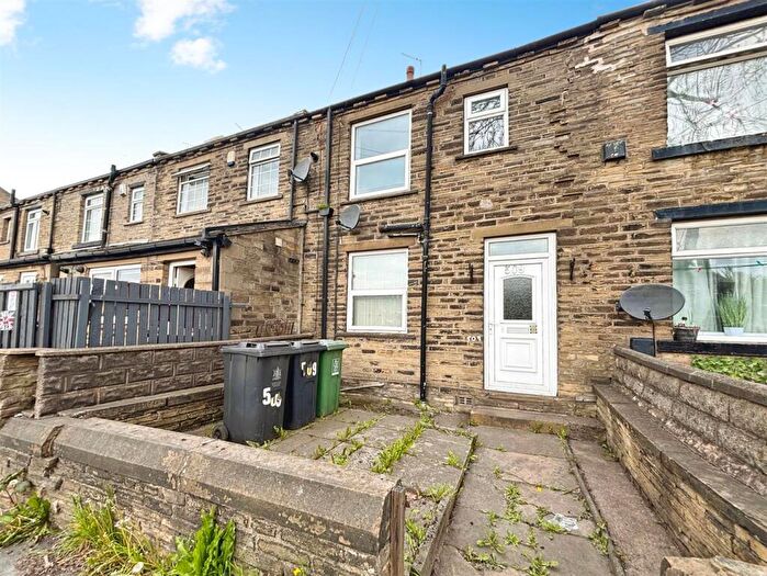 2 Bedroom Terraced House For Sale In Rooley Lane, Bradford, BD4