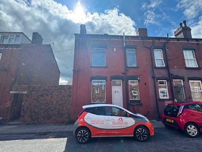 2 Bedroom Terraced House To Rent In Claremont Place, Armley, Leeds, LS12