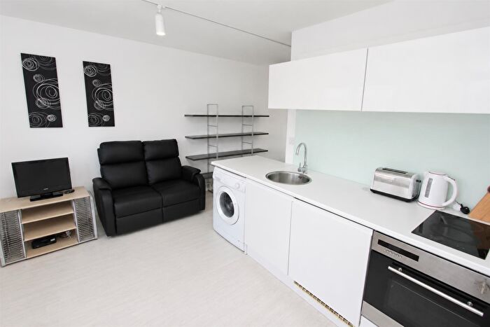 Studio To Rent In Manor Mills, Ingram Steet, LS11