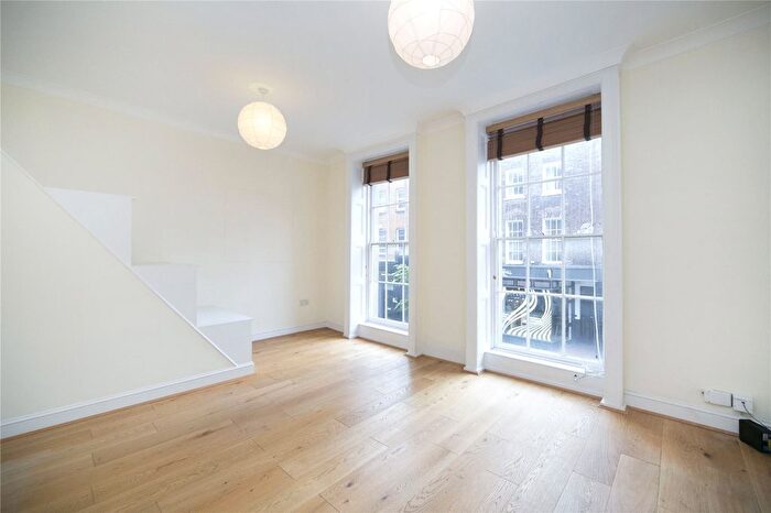 2 Bedroom Flat To Rent In Exmouth Market, Clerkenwell, London, EC1R