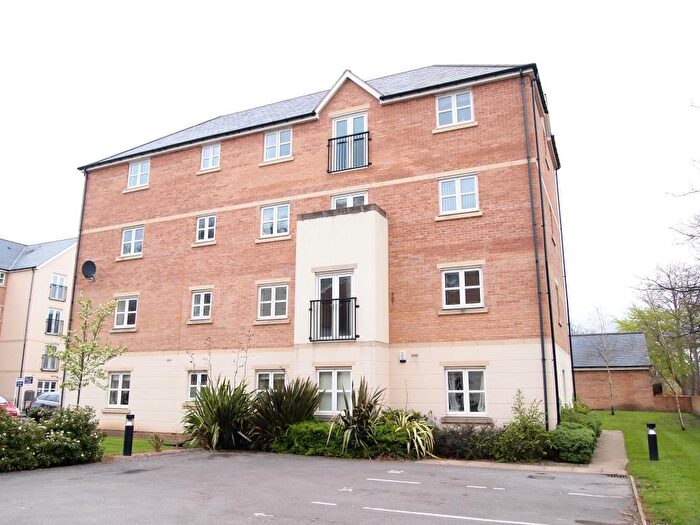 2 Bedroom Apartment To Rent In Montgomery Avenue, Far Headingley, Leeds, LS16