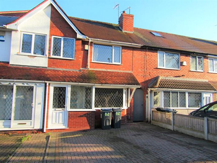 3 Bedroom House To Rent In Grindleford Road, Birmingham, B42