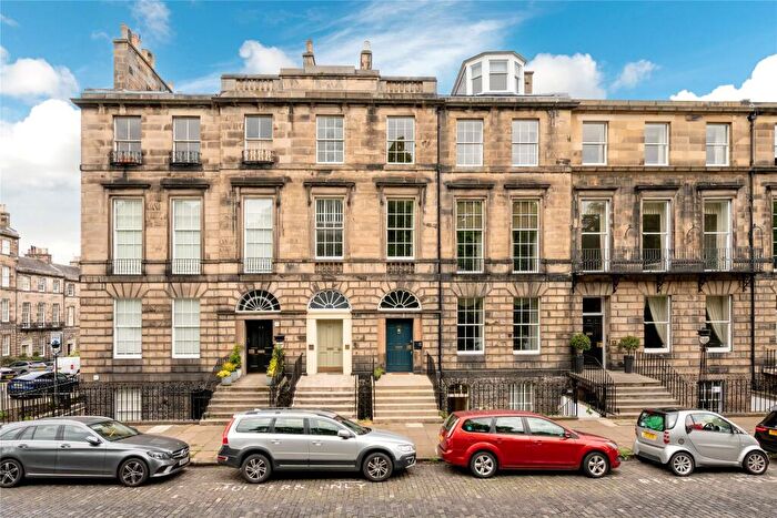 4 Bedroom Apartment For Sale In Heriot Row, Edinburgh, EH3