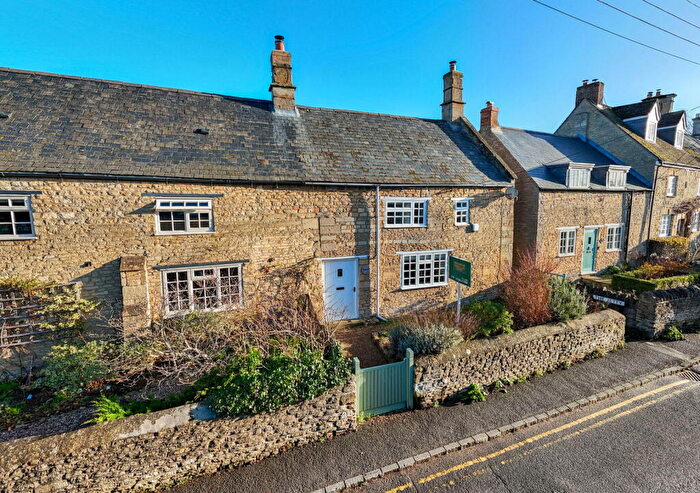 2 Bedroom Semi Detached House For Sale In High Street, Brigstock, NN14