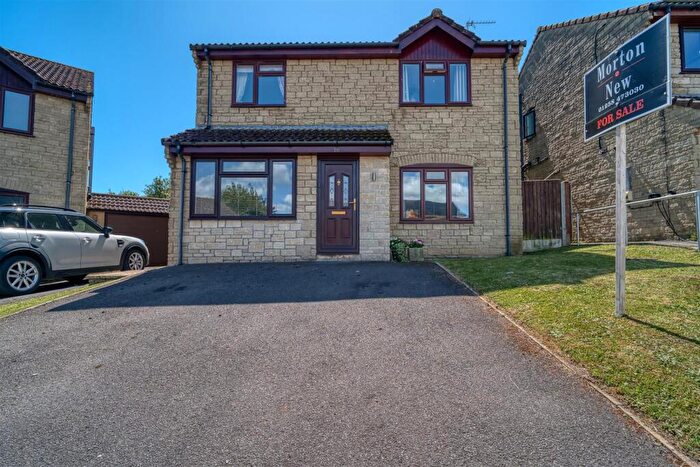 4 Bedroom Detached House For Sale In Robinson Heights, Stalbridge, Sturminster Newton, DT10
