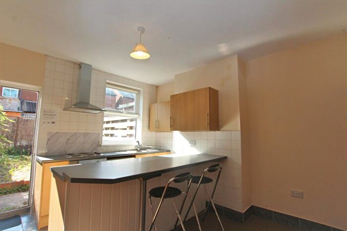 2 Bedroom Terraced House To Rent In Birkin Avenue, NG7