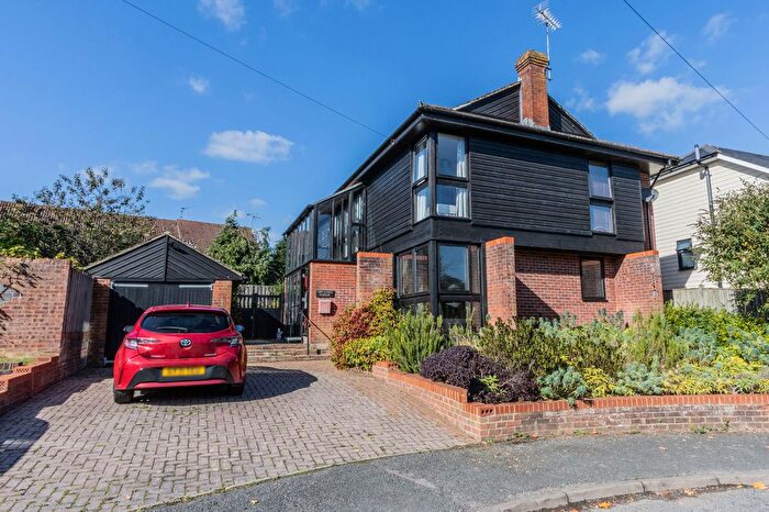 4 Bedroom Detached House For Sale In Dorothy Avenue, Cranbrook, TN17
