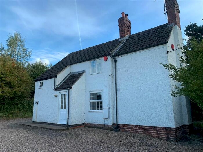 2 Bedroom Property To Rent In Willey Lane, Underwood, Nottingham, NG16