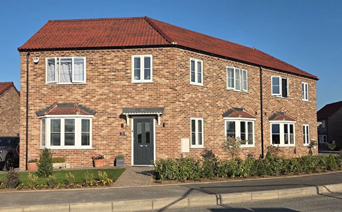 4 Bedroom Semi Detached House For Sale In Sutton Road, Leverington, Wisbech, PE13