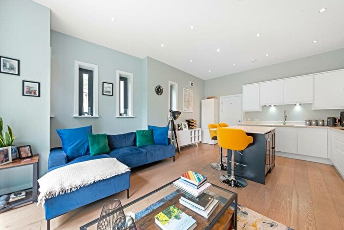 2 Bedroom Apartment To Rent In Church Road, Crystal Palace, London, SE19