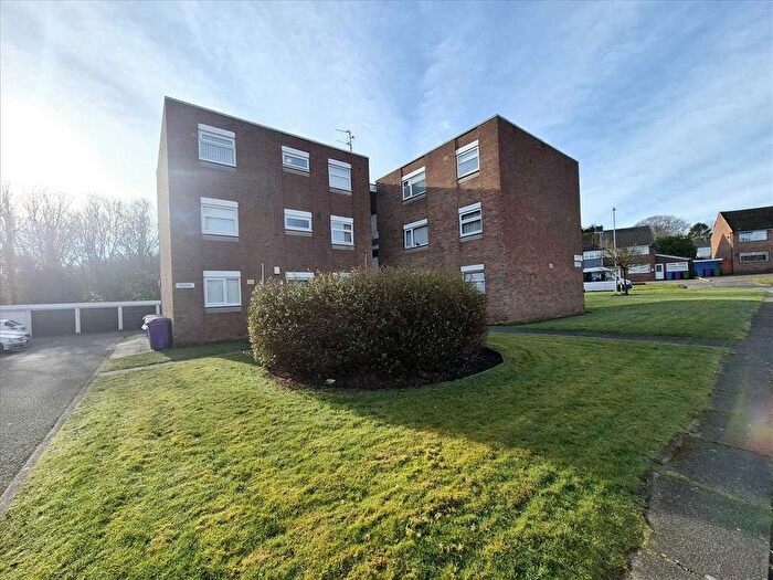 2 Bedroom Flat To Rent In Gateacre Court, Park Drive, Liverpool, L25